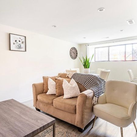 Cozy 2 Brm Apartment Mins Away From United Center Чикаго Экстерьер фото
